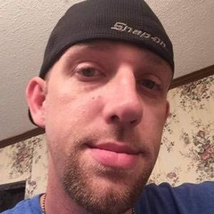 Meet your Posher, Adam